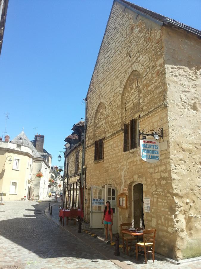 Châteauroux Chez Stephanie מראה חיצוני תמונה
